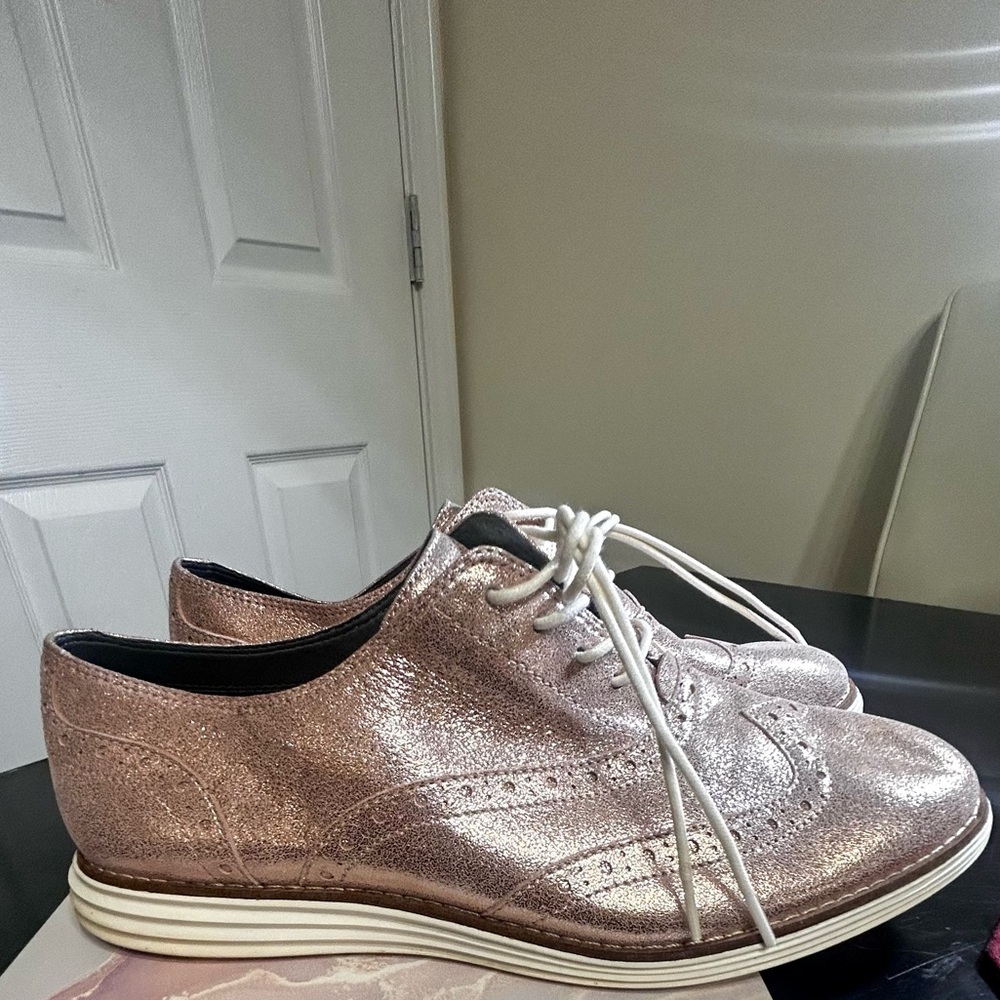 *SOLD*Cole Haan Rose Gold Original Grands Sneakers EC! - Picture 5 of 7